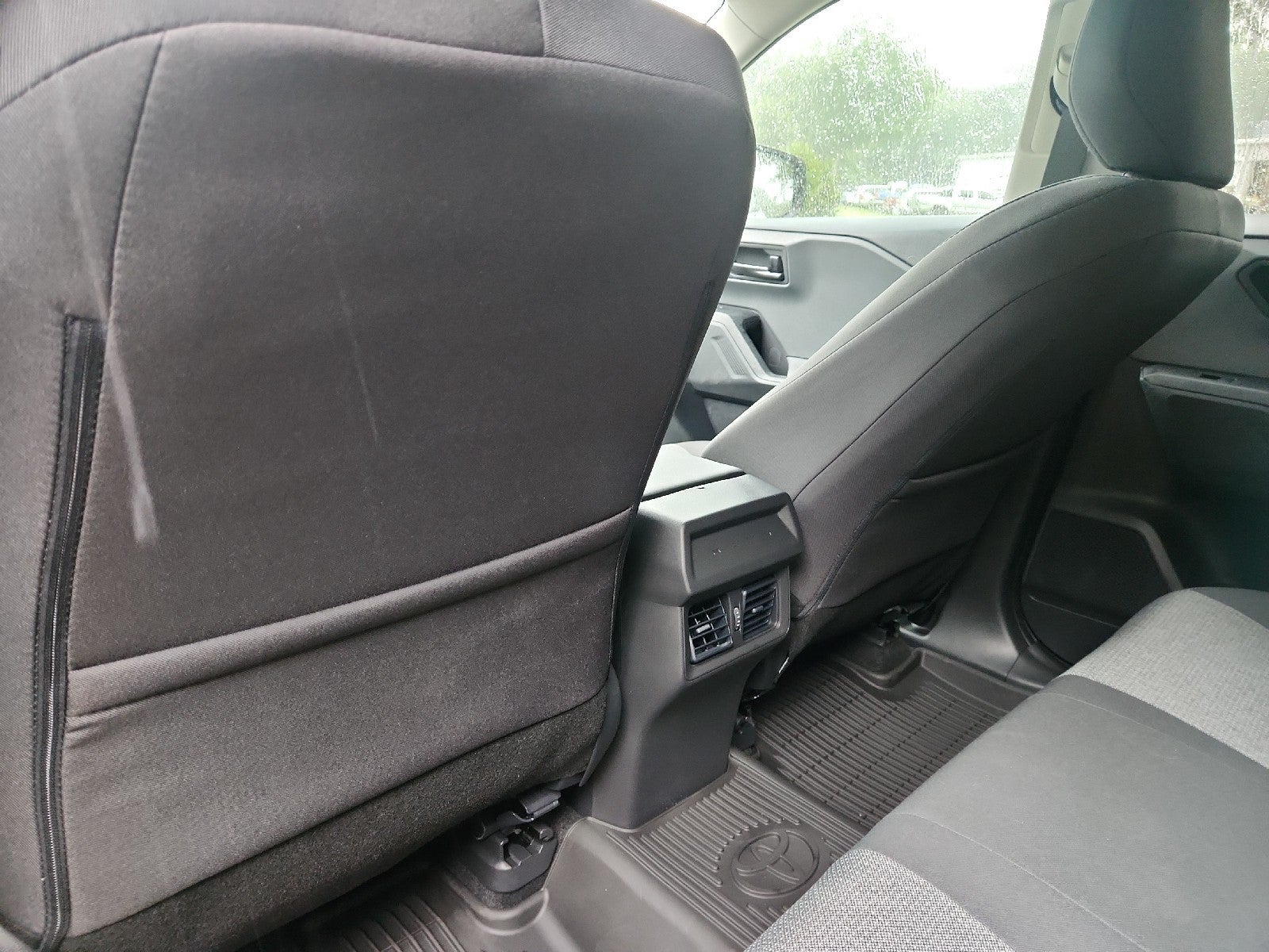 2026 Toyota RAV4 4DR FWD LE