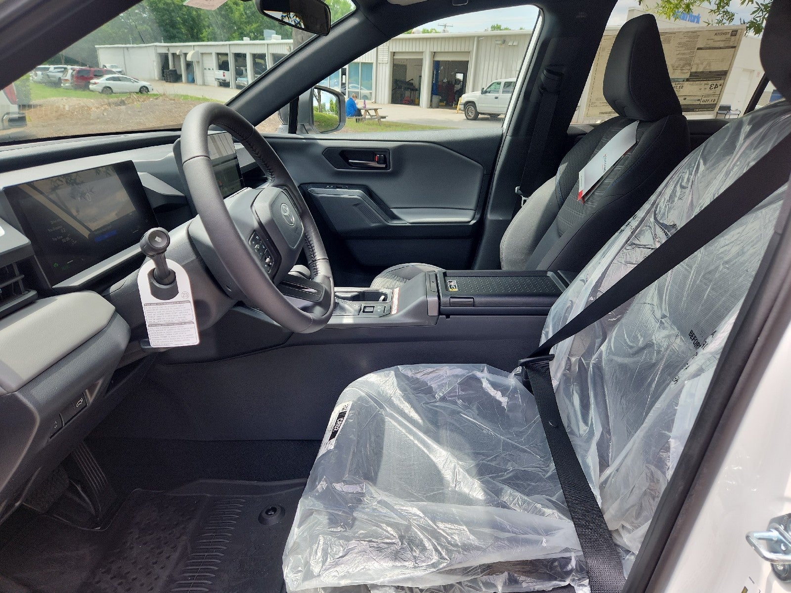 2026 Toyota RAV4 4DR FWD SE