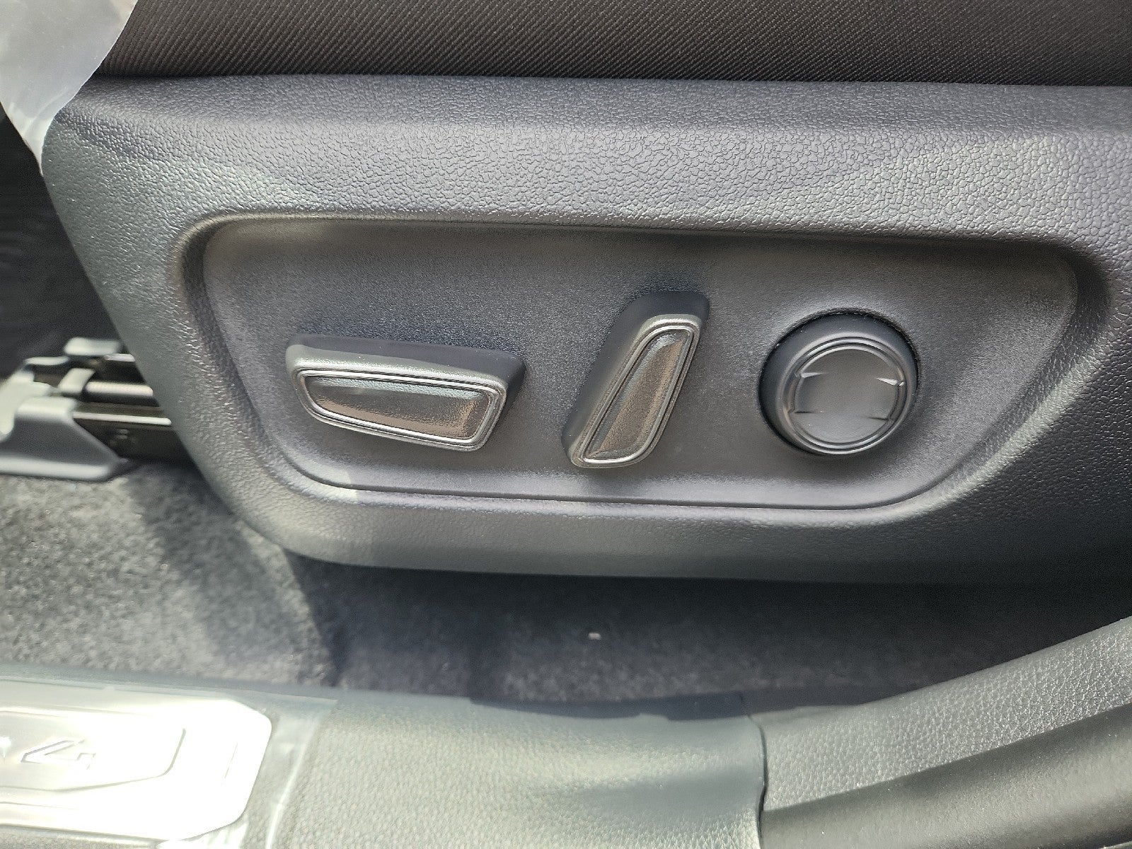 2026 Toyota RAV4 4DR FWD SE
