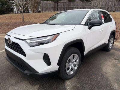 2025 Toyota RAV4 LE