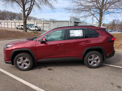 2025 Toyota RAV4 XLE