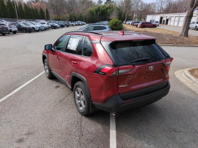 2025 Toyota RAV4 XLE