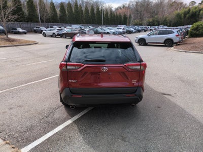 2025 Toyota RAV4 XLE