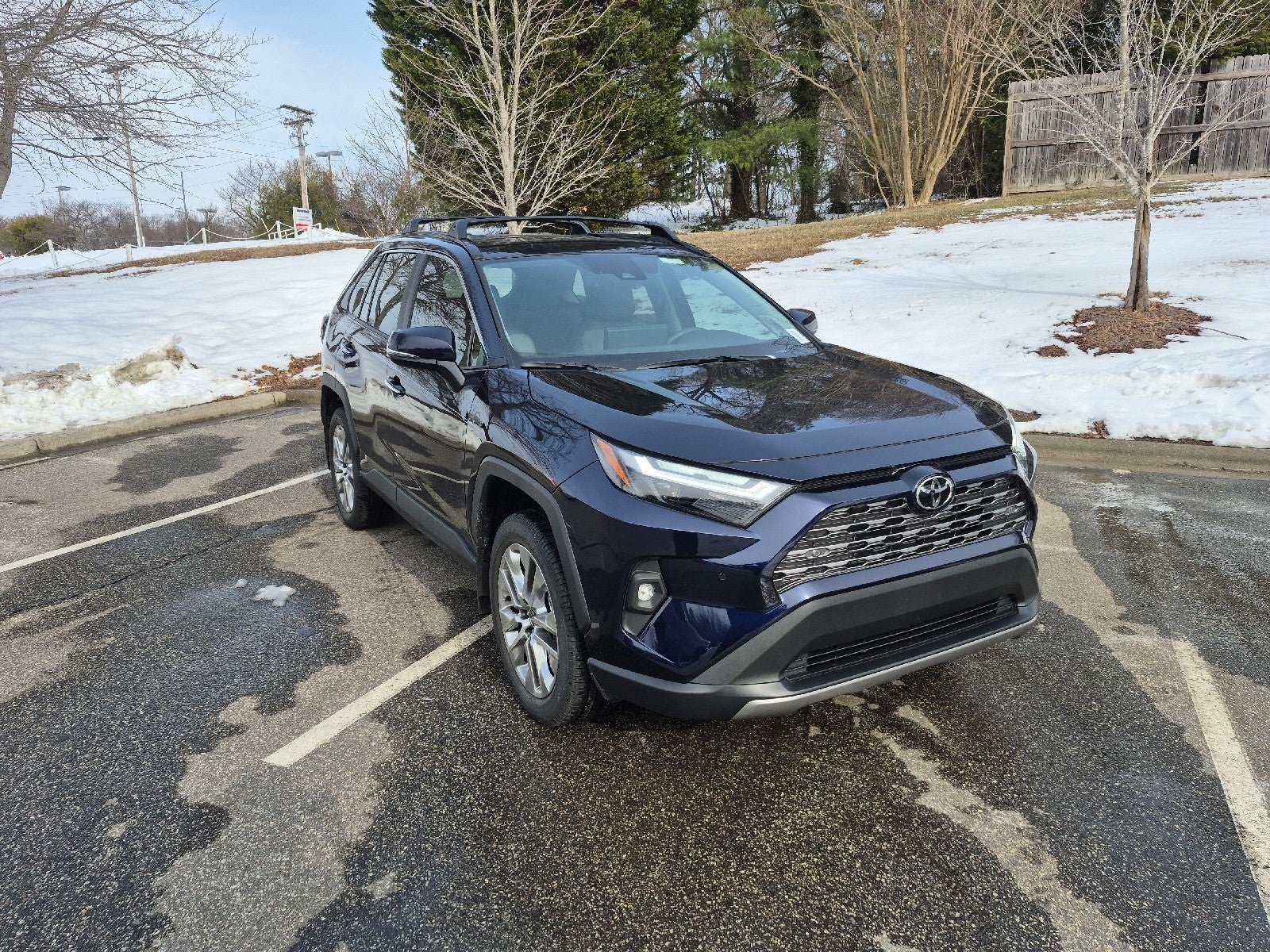 2025 Toyota RAV4 4DR FWD LIMITED