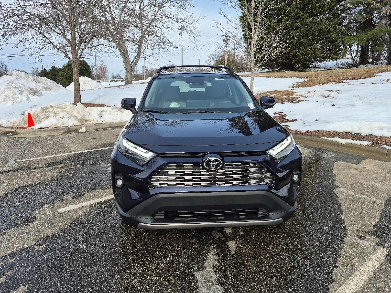 2025 Toyota RAV4 4DR FWD LIMITED