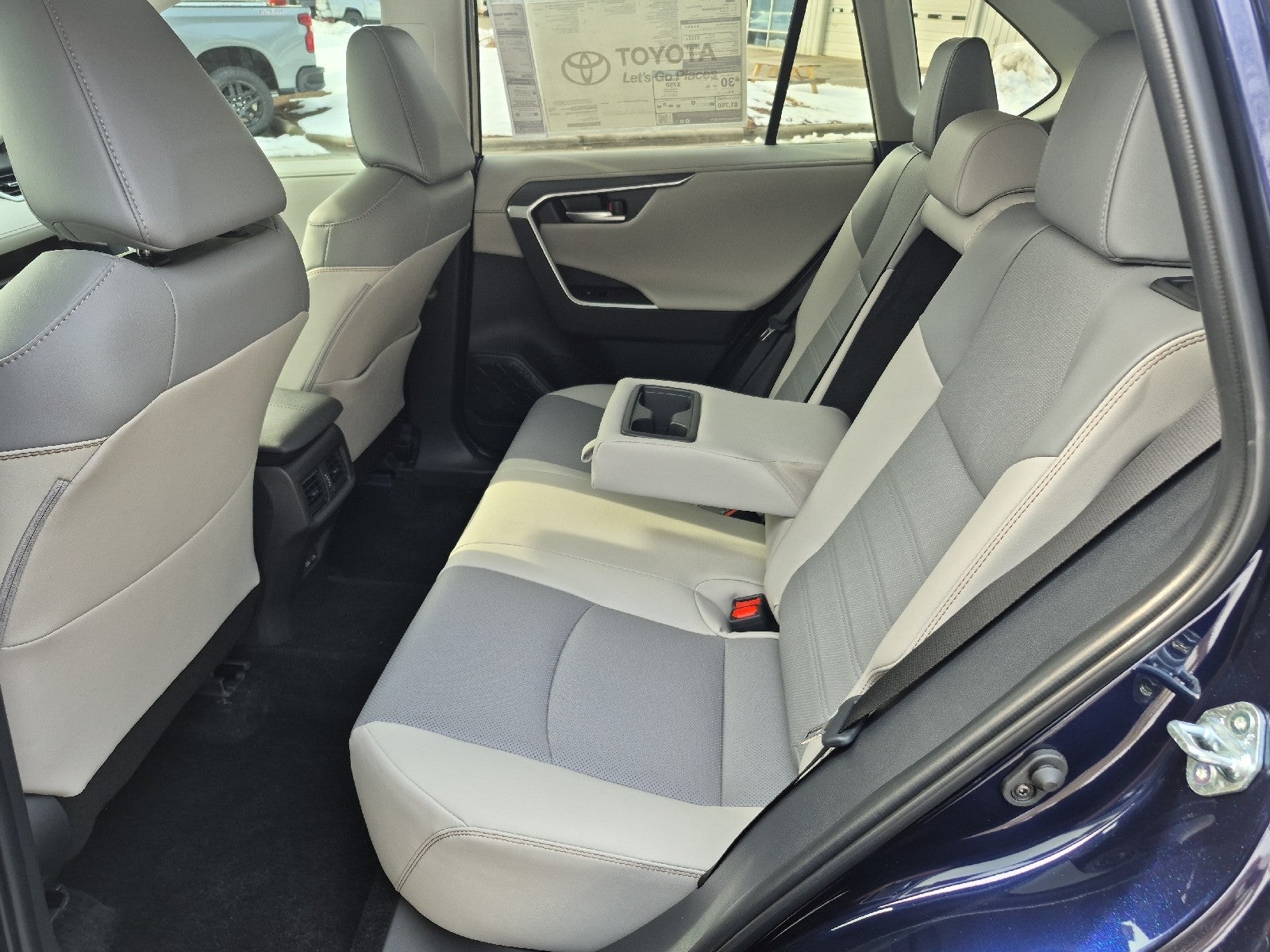 2025 Toyota RAV4 4DR FWD LIMITED