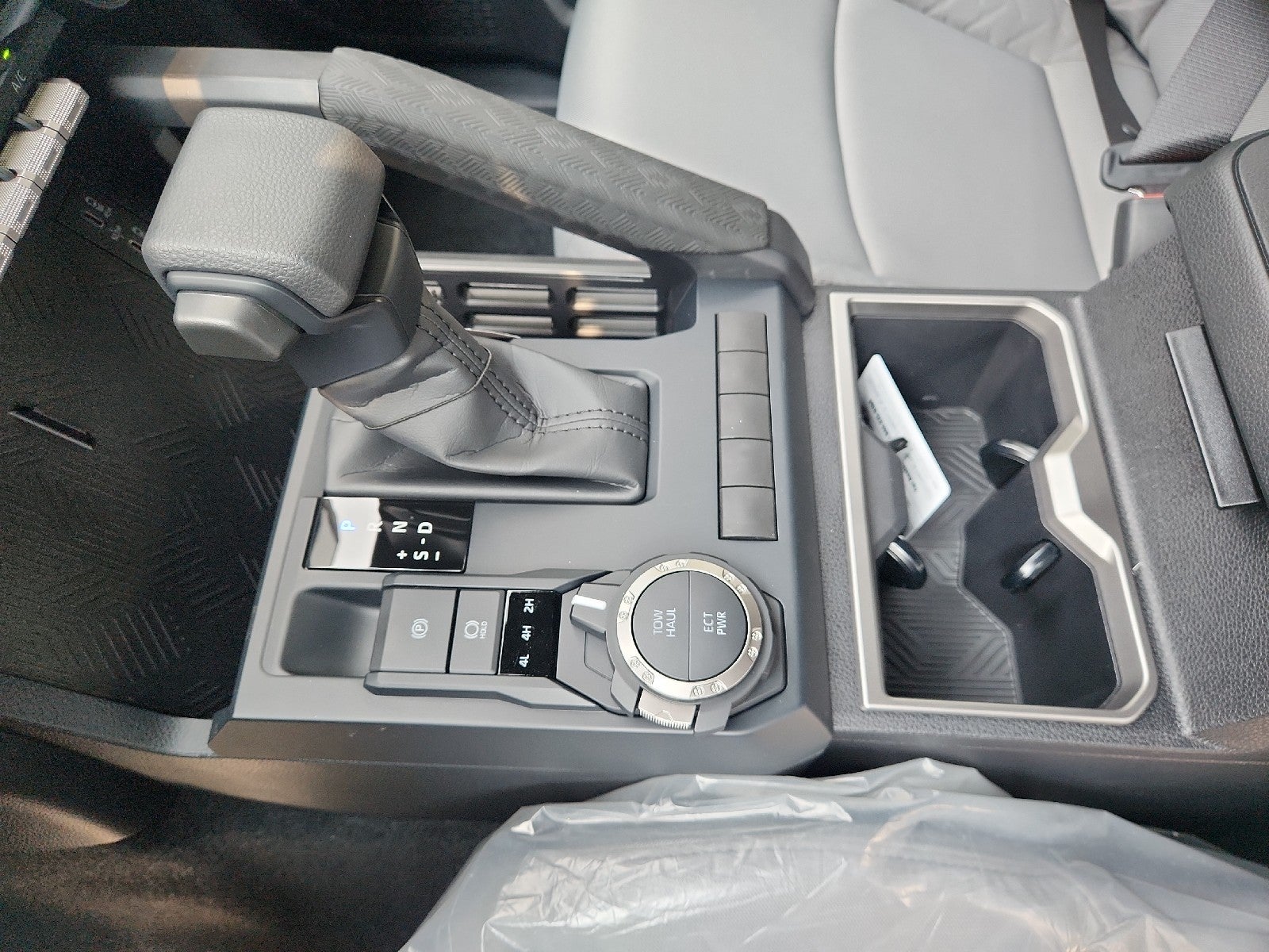 2026 Toyota Tacoma 4WD 4WD DOUBLE SR5 5'