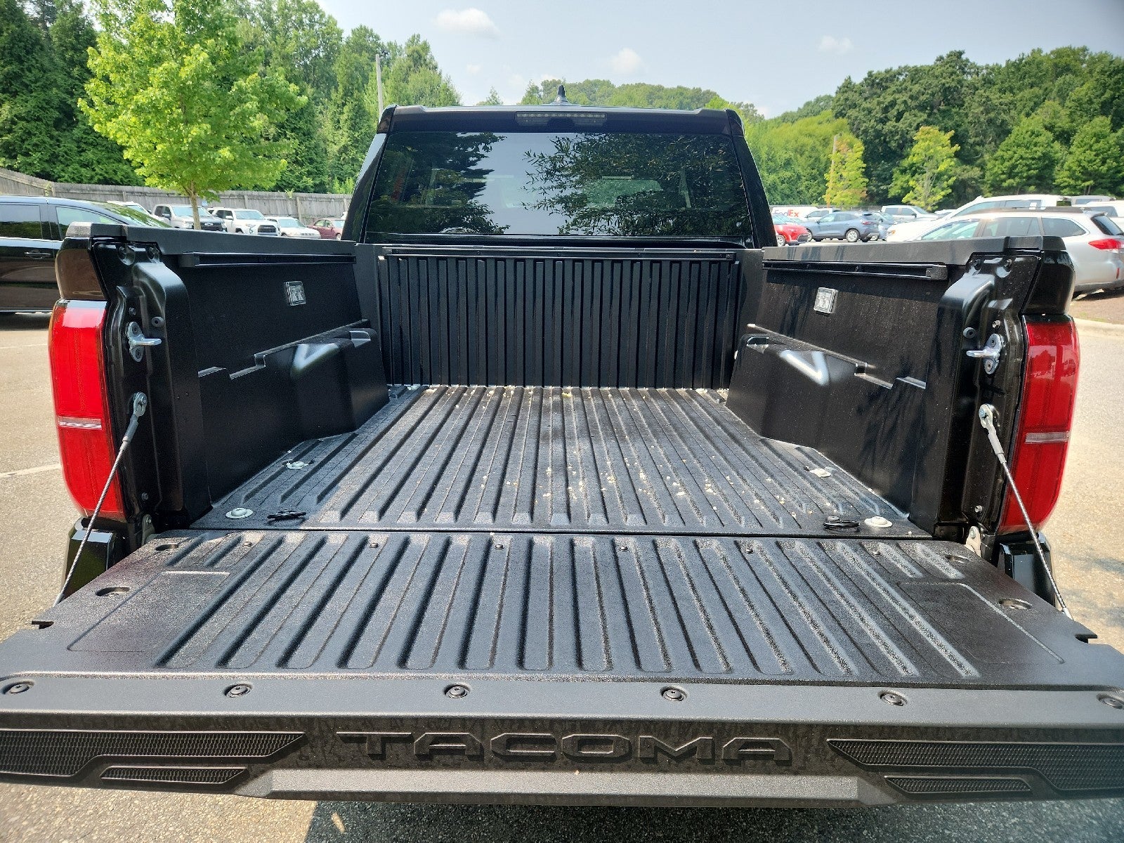2026 Toyota Tacoma 4WD 4WD DOUBLE SR5 5'
