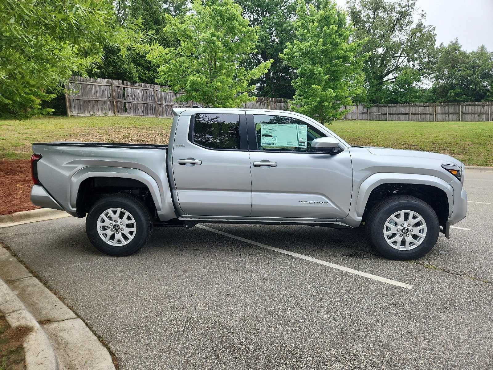 2026 Toyota Tacoma 4WD 4WD DOUBLE SR5 5'