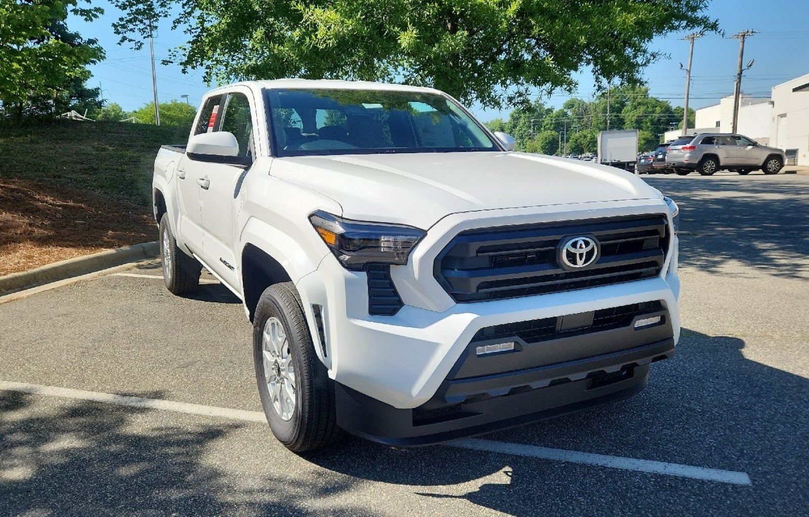 2026 Toyota Tacoma 4WD SR5
