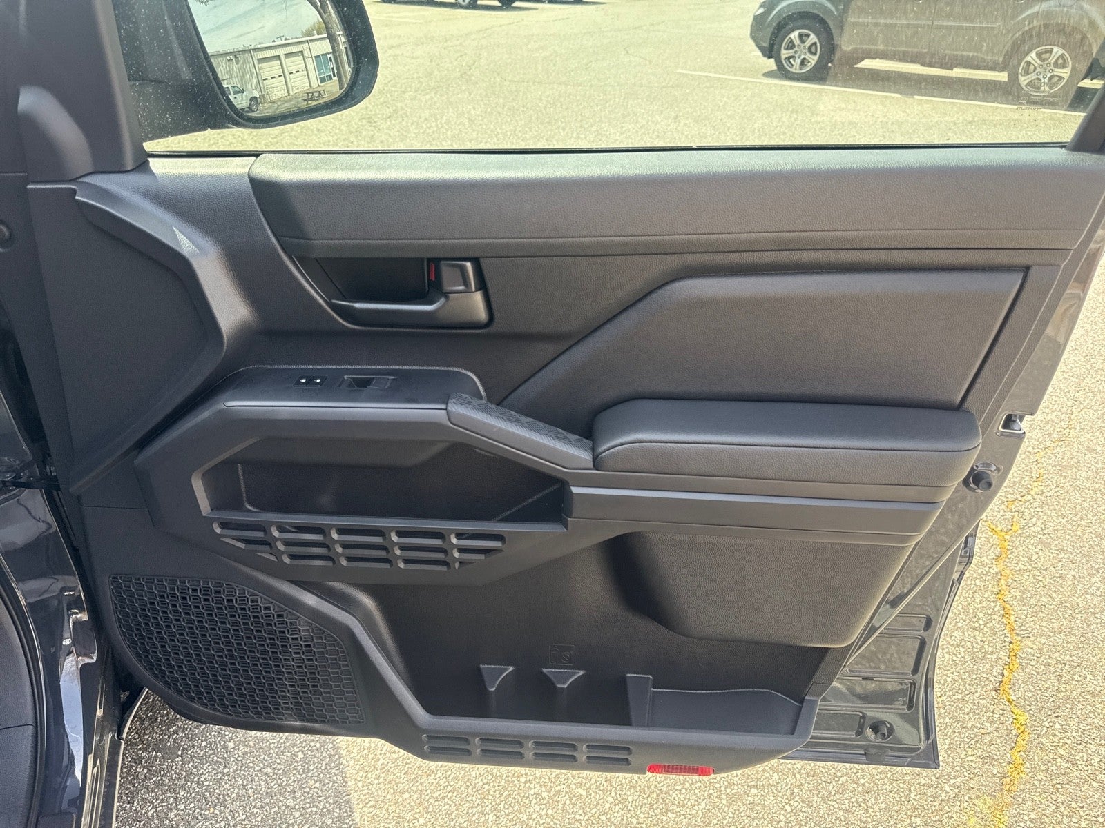 2026 Toyota Tacoma 2WD 2WD DOUBLE SR 5'