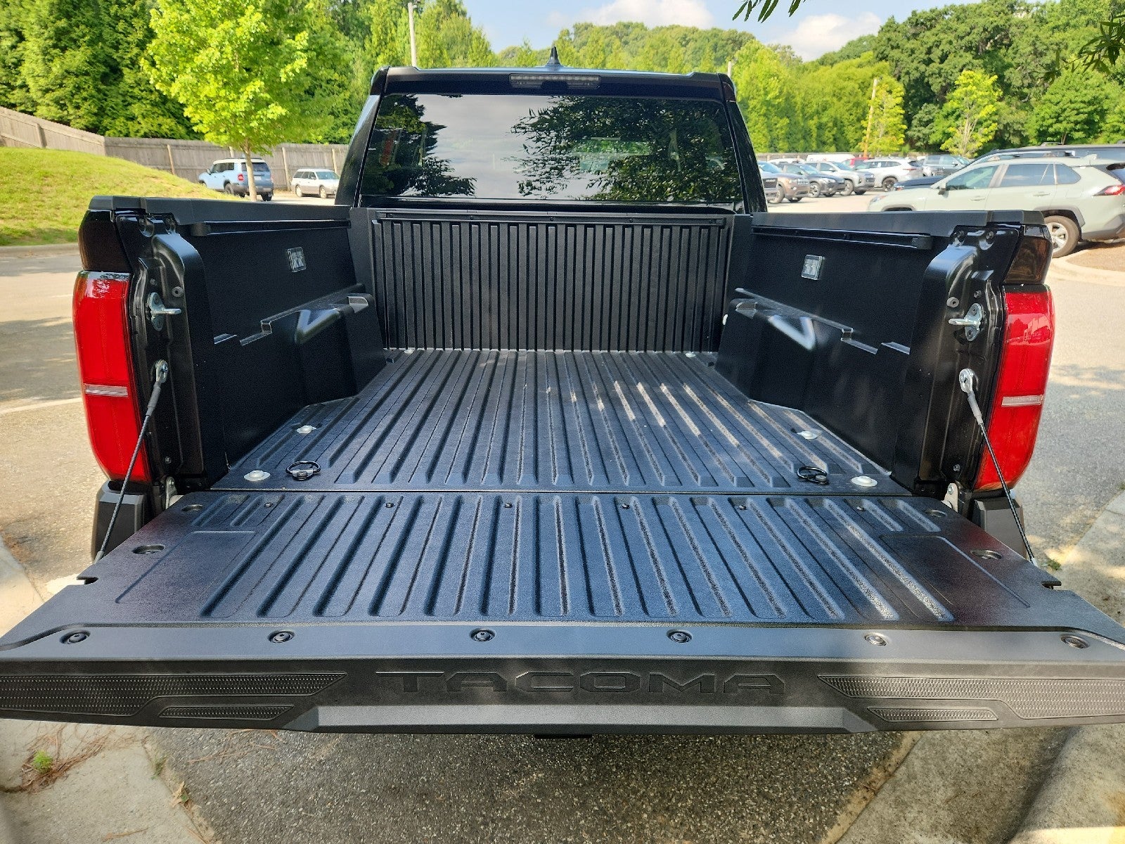 2026 Toyota Tacoma 2WD 2WD DOUBLE SR 5'