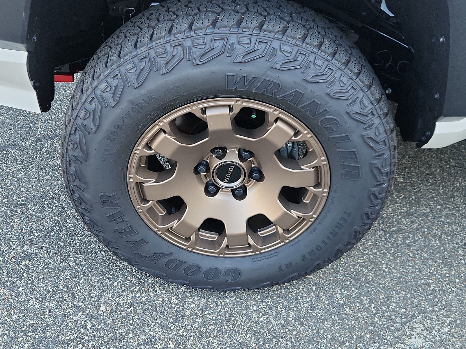 2026 Toyota Tacoma i-FORCE MAX Trailhunter