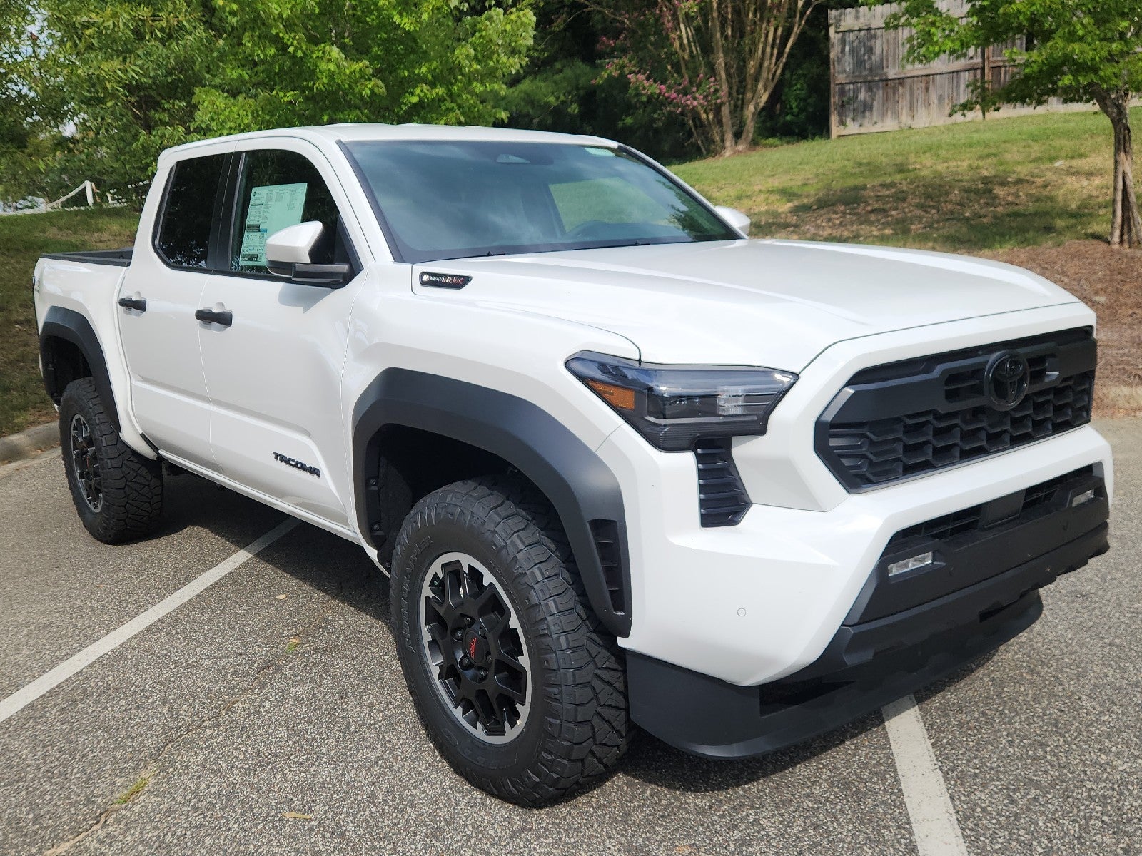 2026 Toyota Tacoma 4WD 4WD DBL HYB TRD OFF