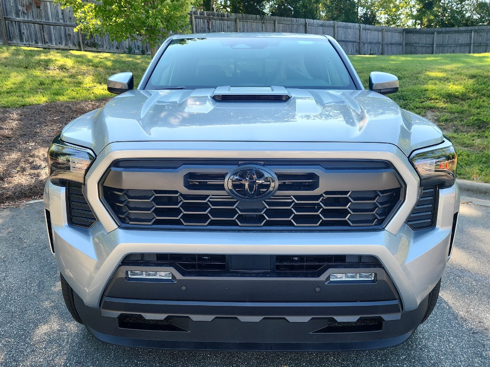 2026 Toyota Tacoma i-FORCE MAX TRD Sport i-FORCE MAX