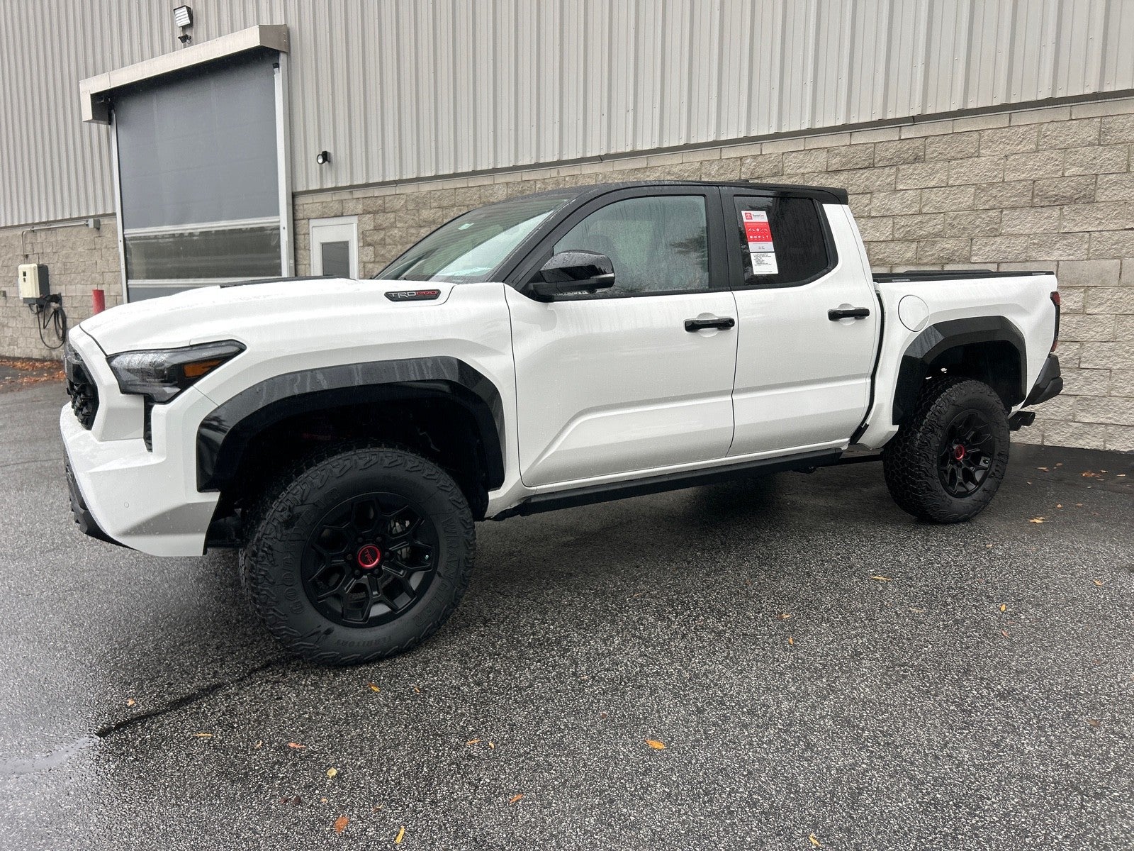 2025 Toyota Tacoma i-FORCE MAX TRD Pro
