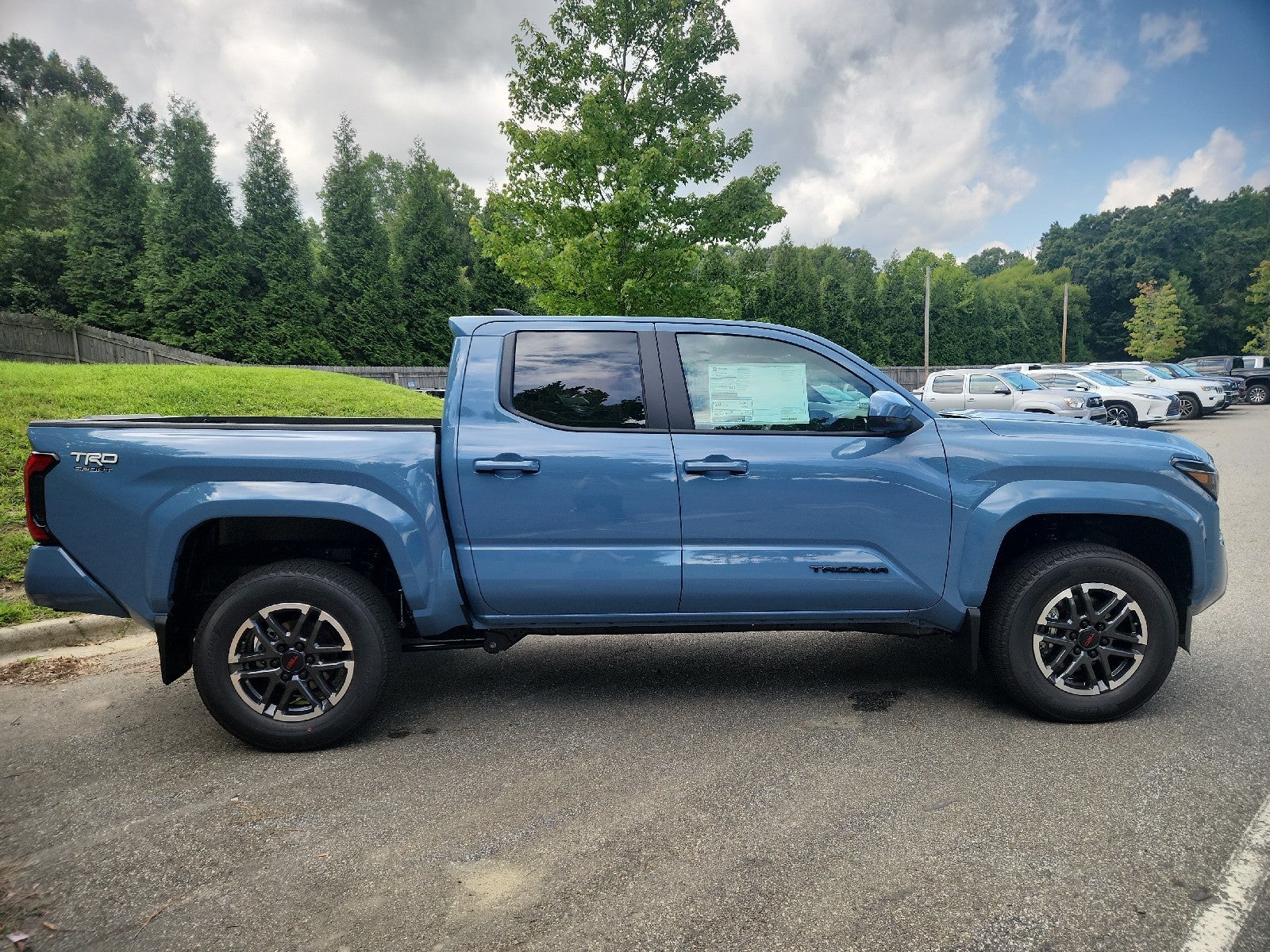 2026 Toyota Tacoma 4WD 4WD DBL TRD SPRT MT