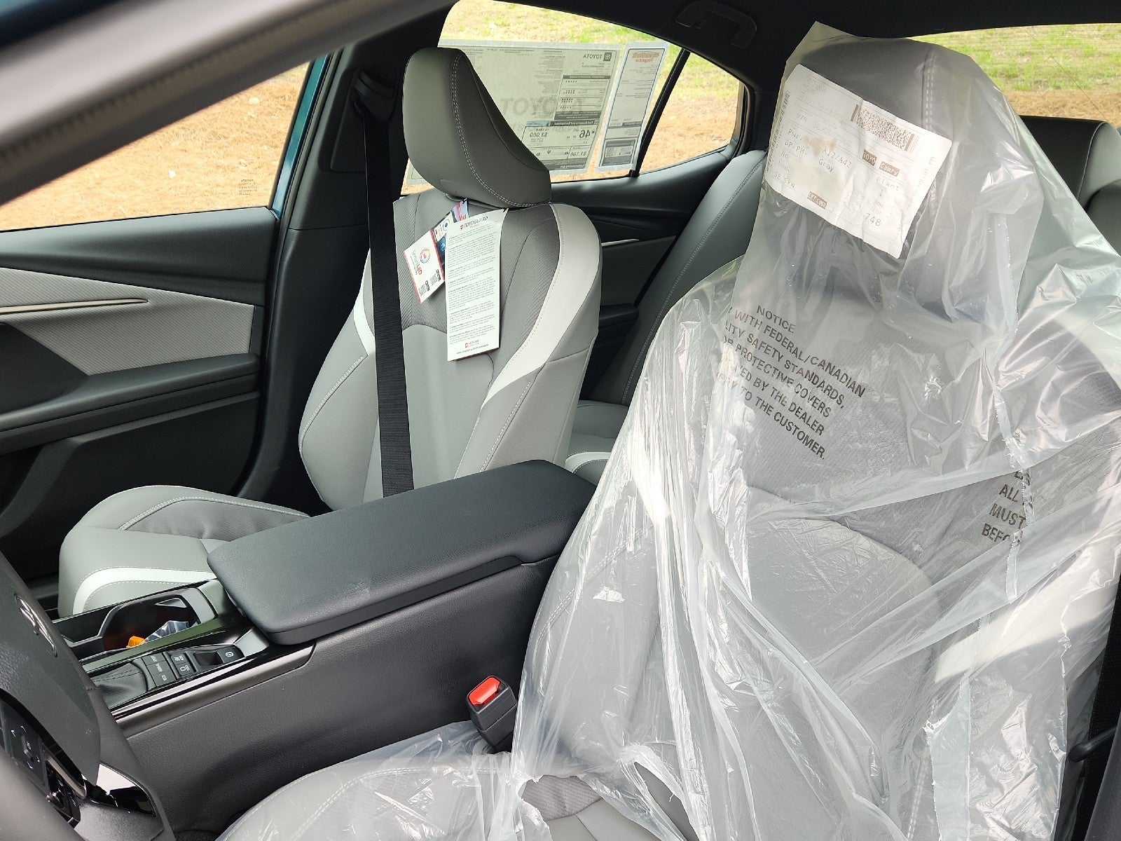 2026 Toyota Camry 4DR CVT HYB SE