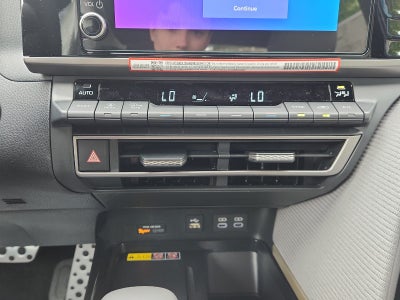 2026 Toyota Camry 4DR CVT HYB SE