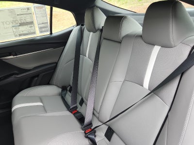 2026 Toyota Camry 4DR CVT HYB SE