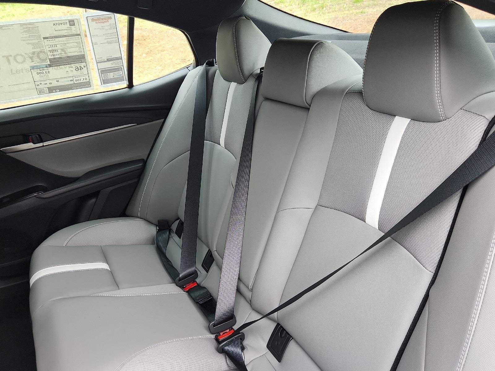 2026 Toyota Camry 4DR CVT HYB SE