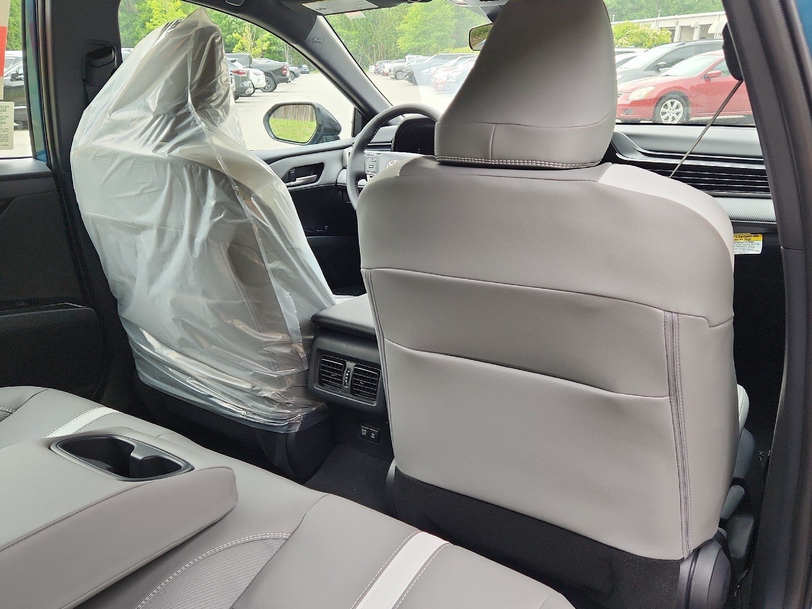 2026 Toyota Camry 4DR CVT HYB SE