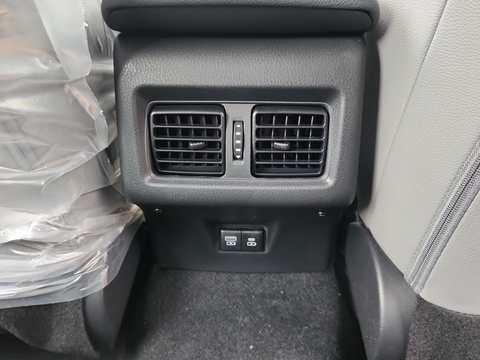 2026 Toyota Camry 4DR CVT HYB SE