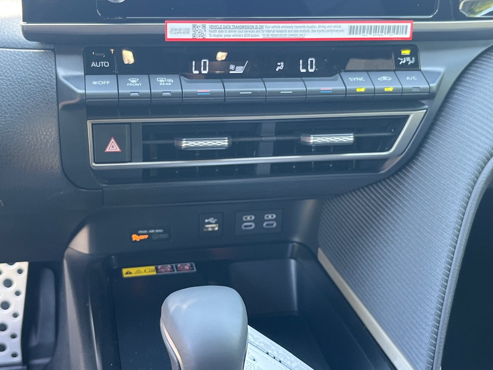 2026 Toyota Camry 4DR CVT HYB NIGHTSHA