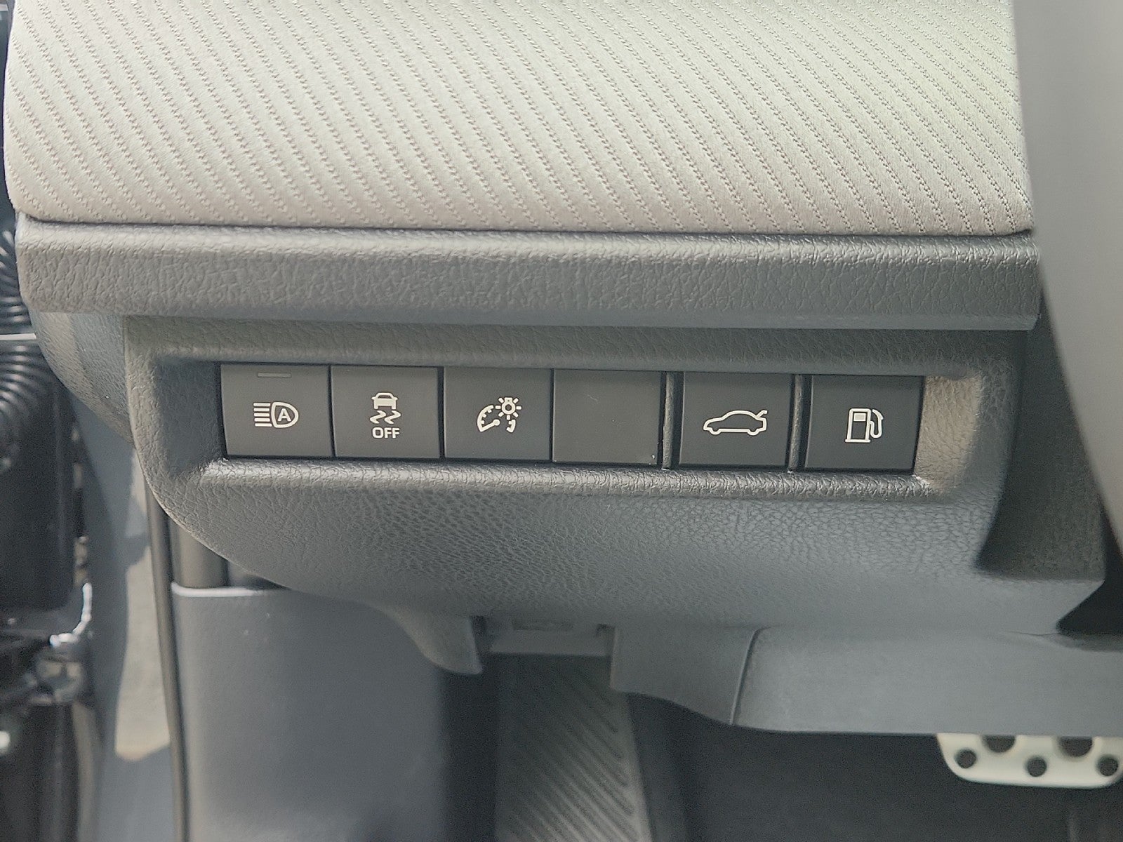 2026 Toyota Camry 4DR CVT HYB SE