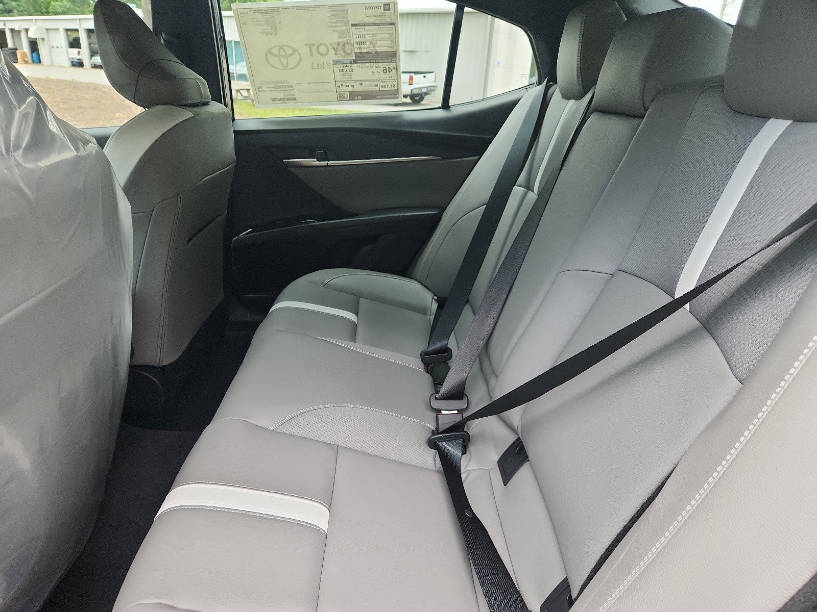 2026 Toyota Camry 4DR CVT HYB SE