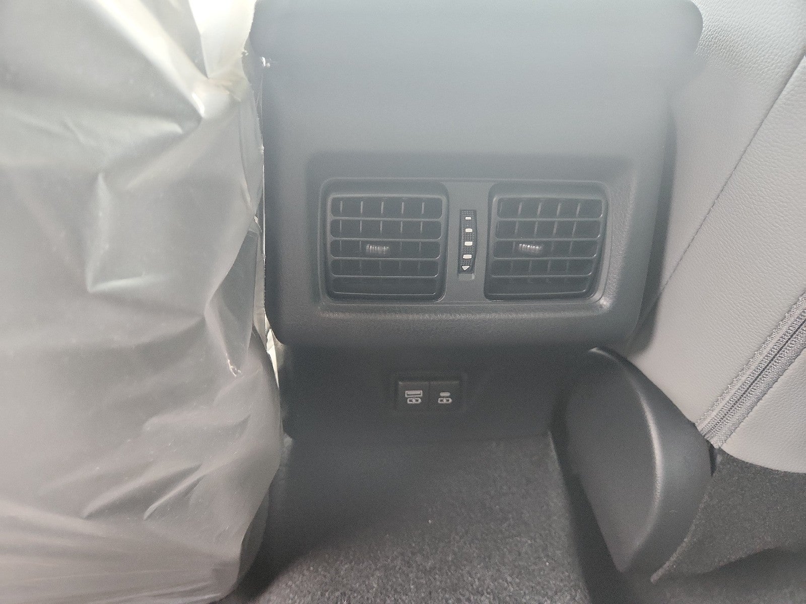 2026 Toyota Camry 4DR CVT HYB SE