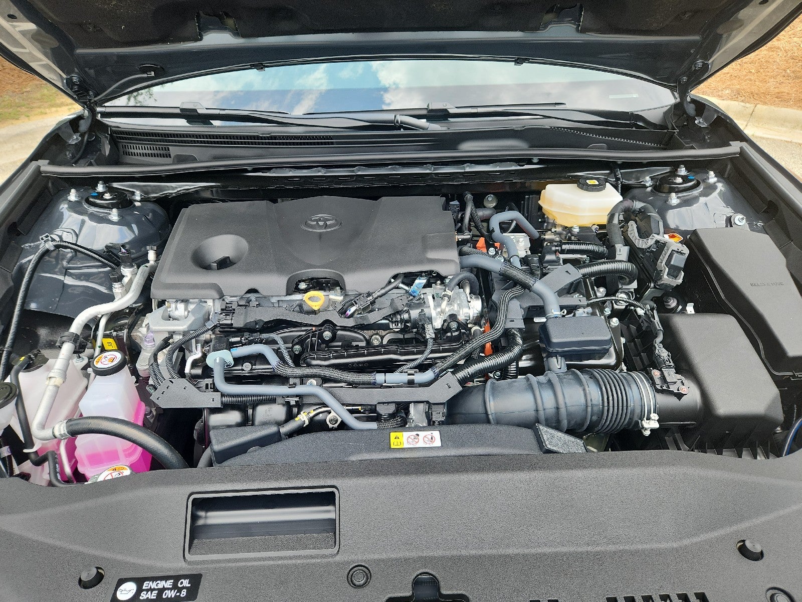 2026 Toyota Camry 4DR CVT HYB SE