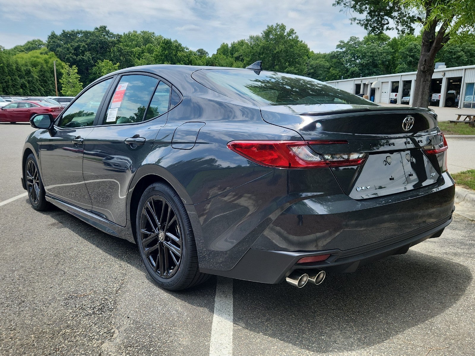 2026 Toyota Camry 4DR CVT HYB SE