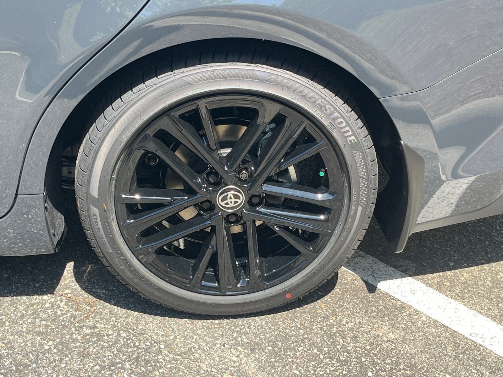 2026 Toyota Camry 4DR CVT HYB SE