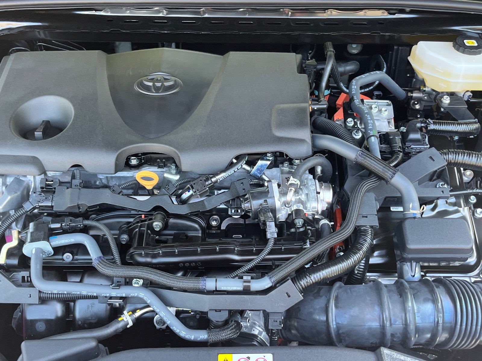 2026 Toyota Camry 4DR CVT HYB SE