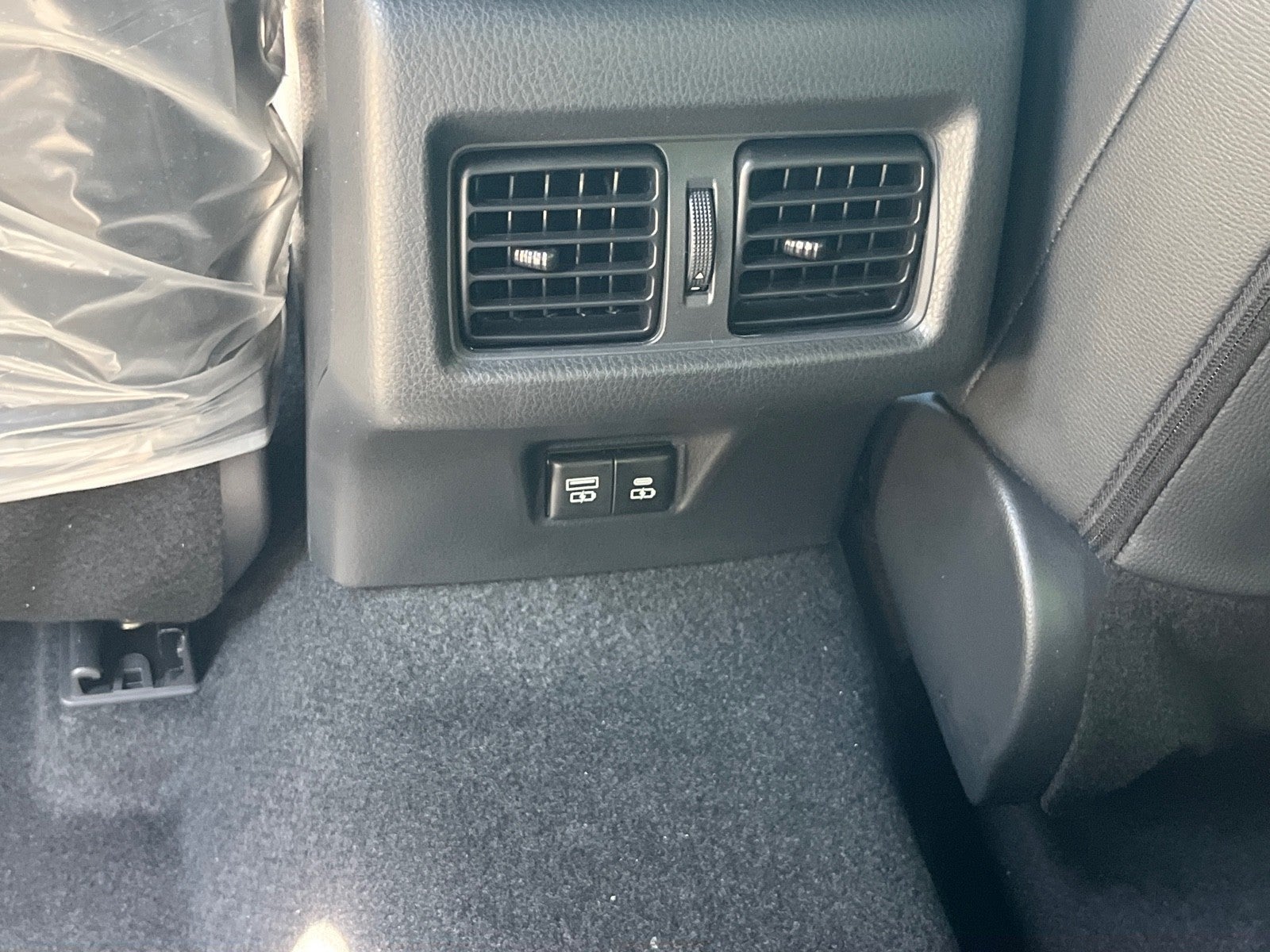 2026 Toyota Camry 4DR CVT HYB SE