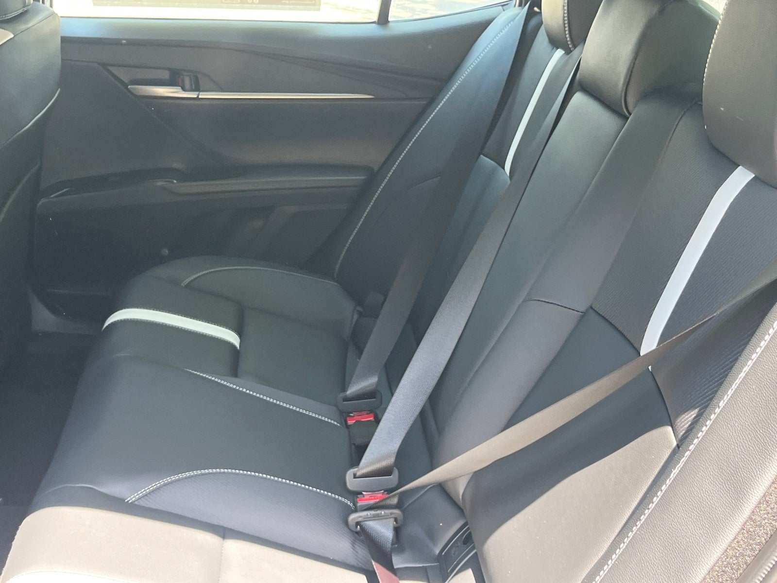 2026 Toyota Camry 4DR CVT HYB SE
