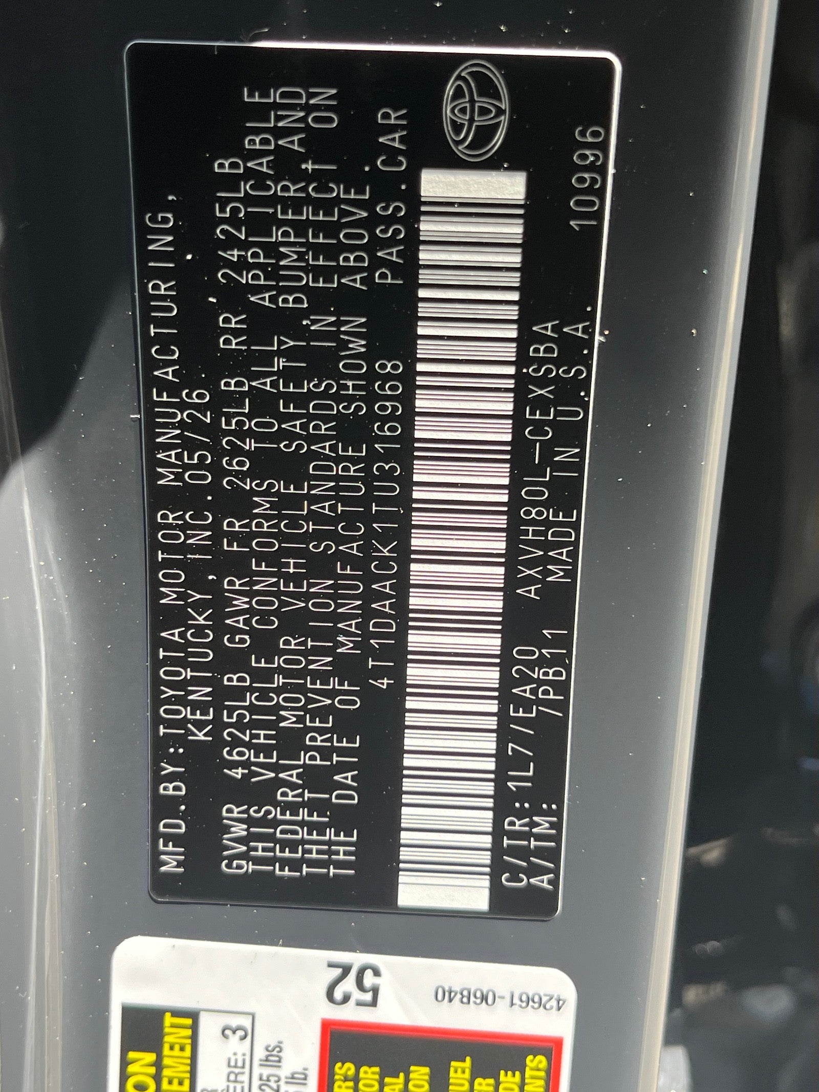 2026 Toyota Camry 4DR CVT HYB SE