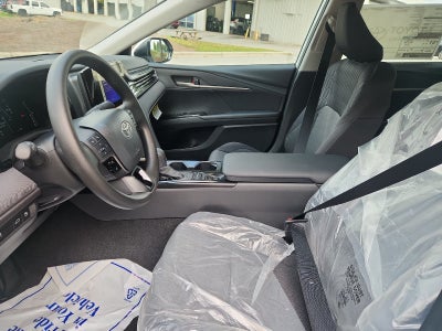 2026 Toyota Camry 4DR CVT HYB LE