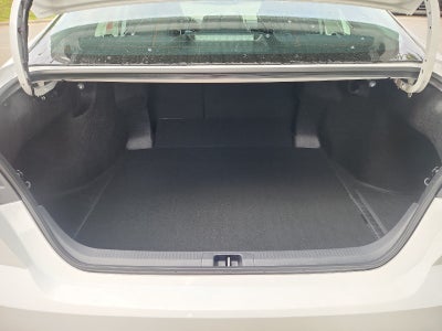 2026 Toyota Camry 4DR CVT HYB LE
