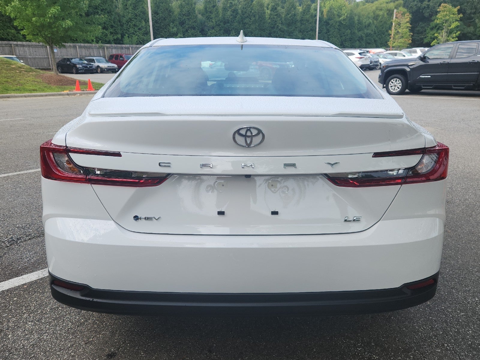 2026 Toyota Camry 4DR CVT HYB LE