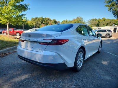2026 Toyota Camry Hybrid LE