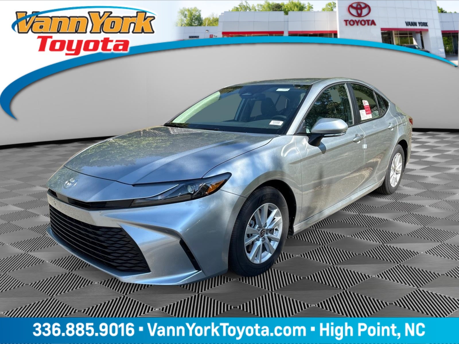 2026 Toyota Camry Hybrid LE