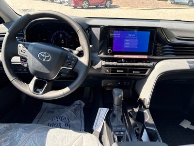 2026 Toyota Camry Hybrid LE