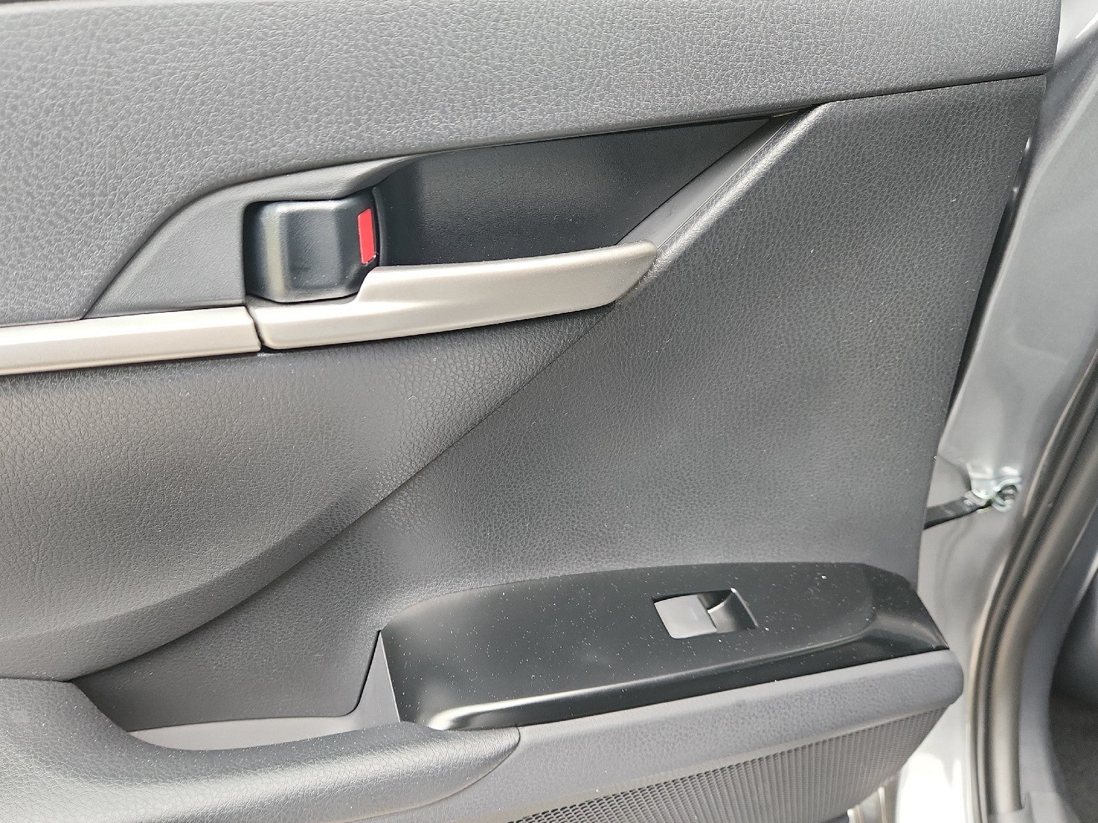2026 Toyota Camry 4DR CVT HYB SE