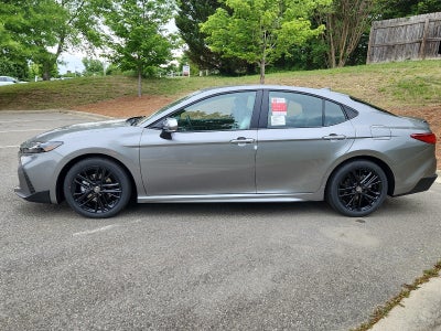 2026 Toyota Camry 4DR CVT HYB SE
