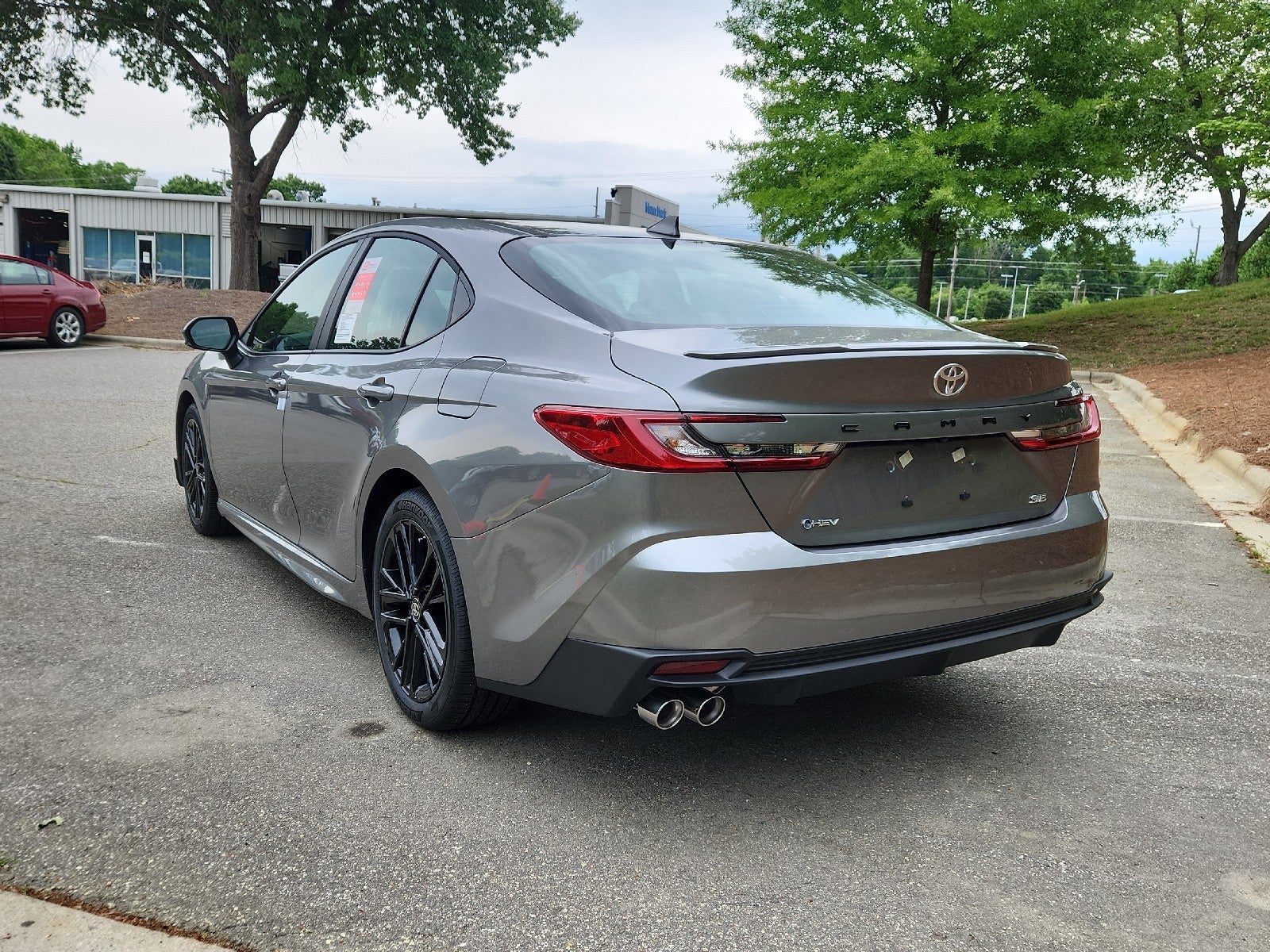 2026 Toyota Camry 4DR CVT HYB SE