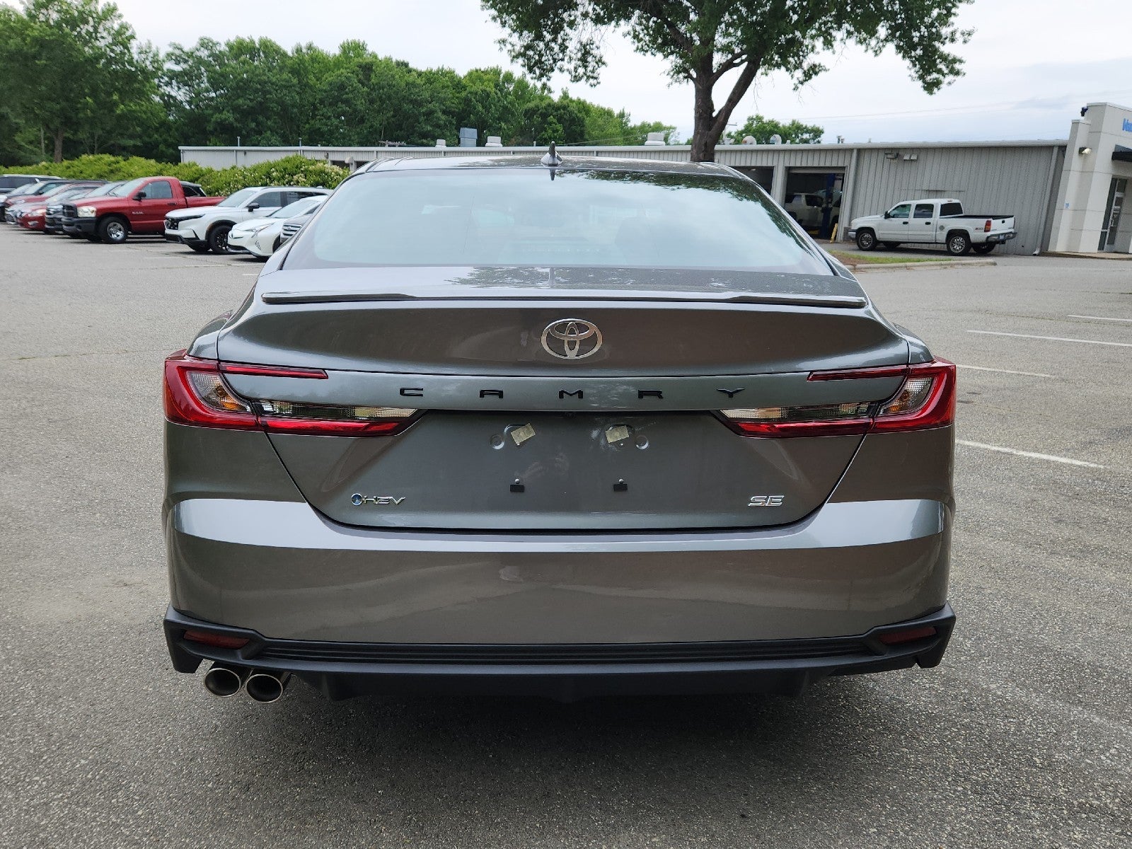 2026 Toyota Camry 4DR CVT HYB SE