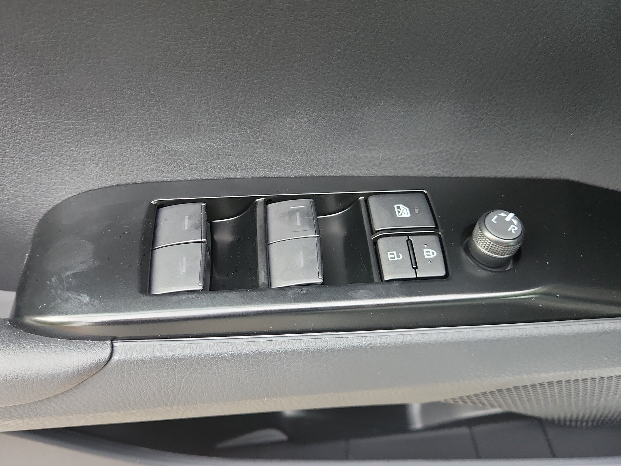 2026 Toyota Camry Hybrid LE