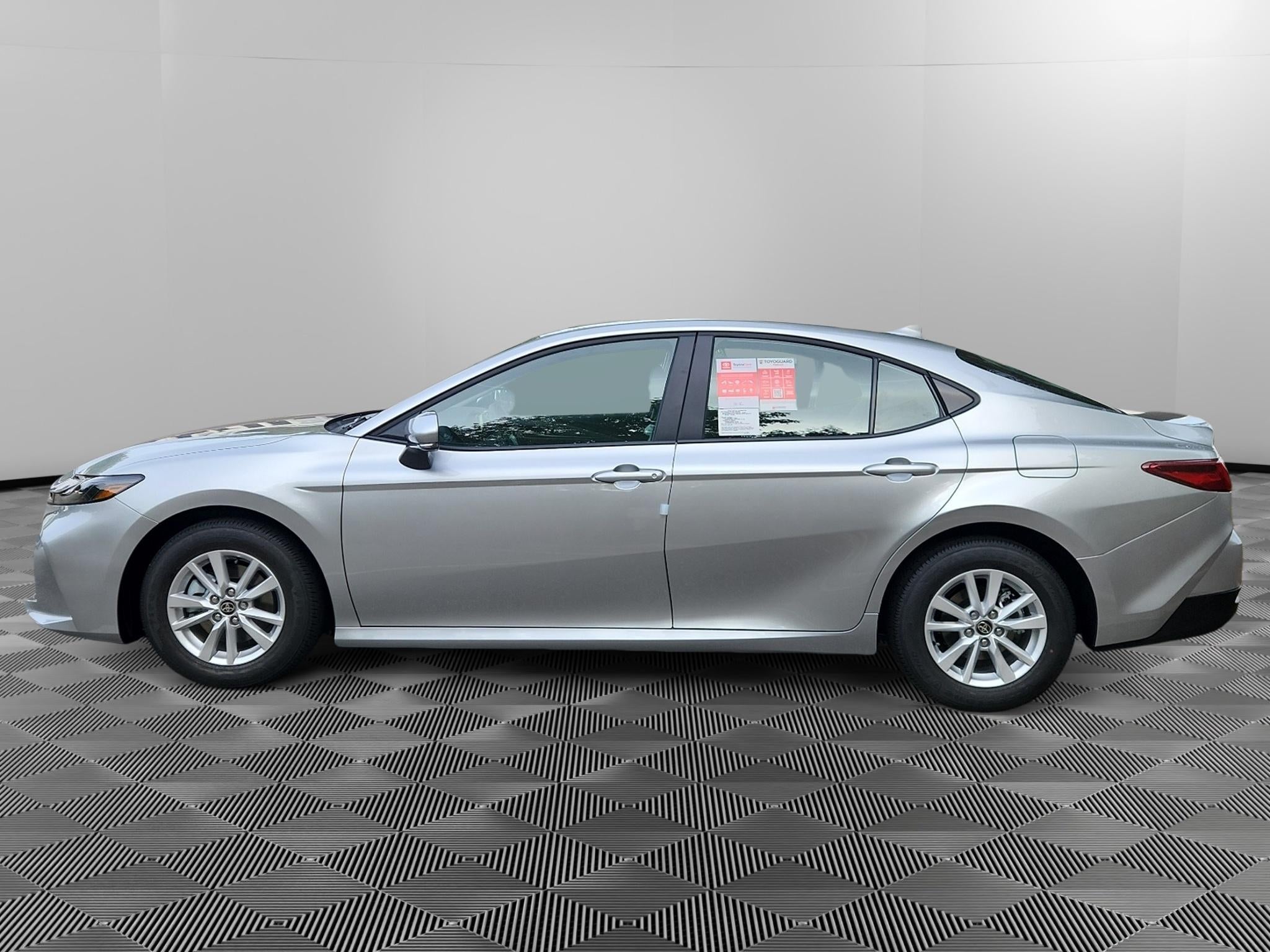 2026 Toyota Camry Hybrid LE